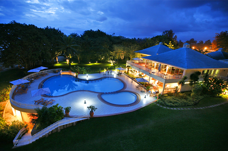 lake_kivu-resorts
